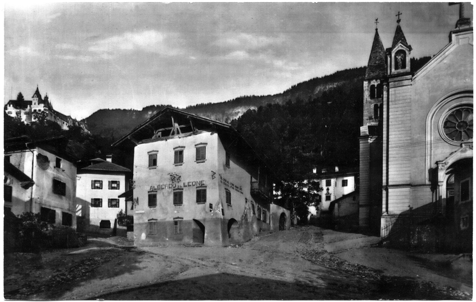 Der Gasthof früher – Gasthof Goldener Löwe, Montan