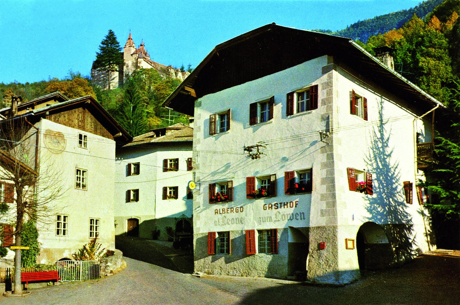 Der Gasthof früher – Gasthof Goldener Löwe, Montan